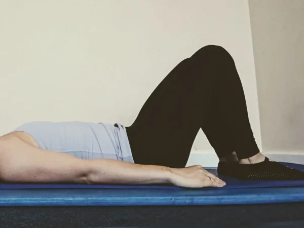 Lower Ab exercises - Starting position for dead bugs