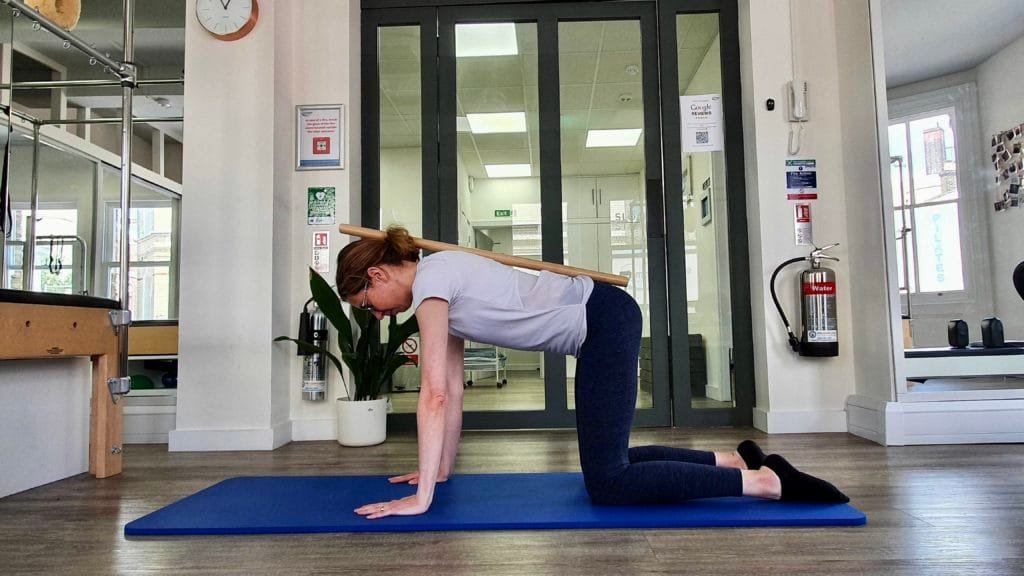 How to reduce pain and manage scoliosis