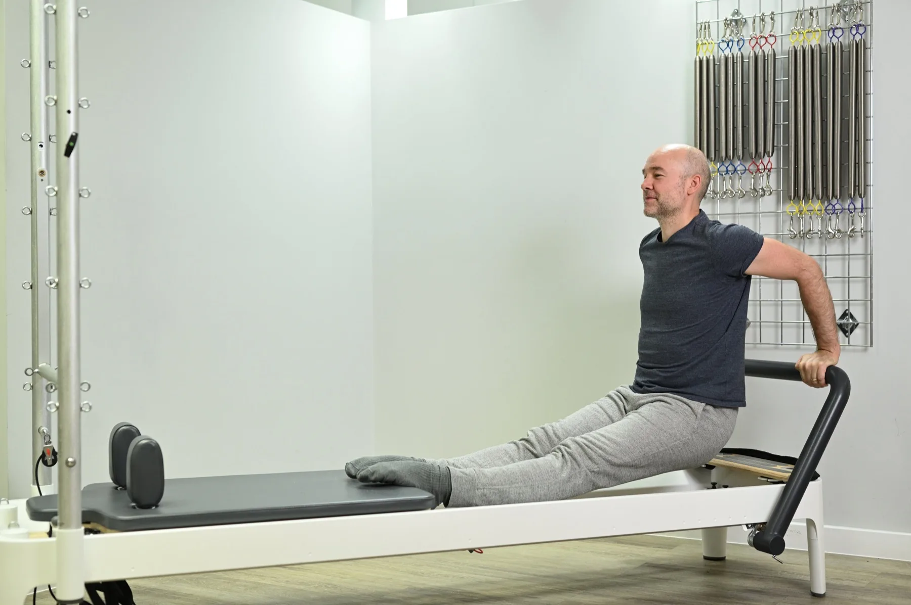 triceps-dips-on-the-reformer